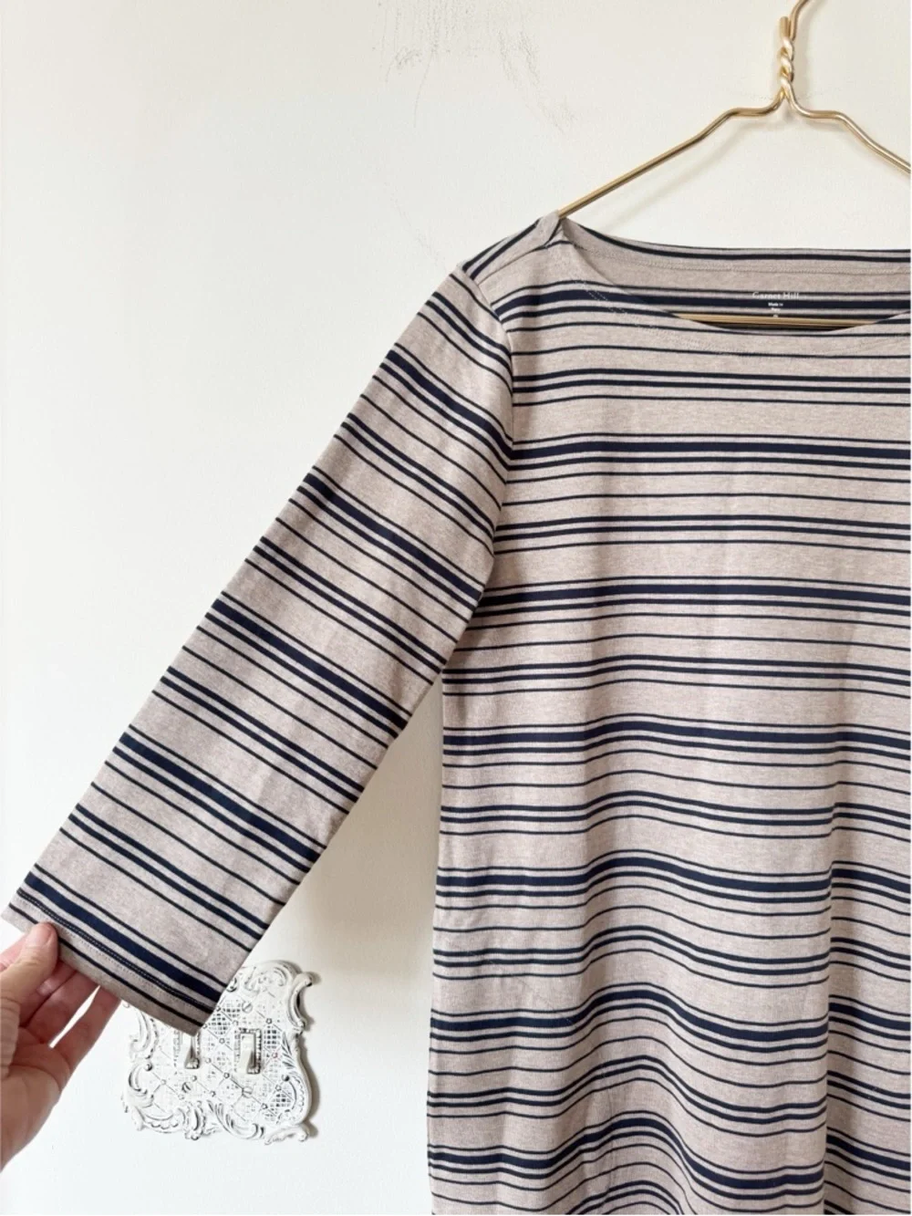 NWOT Garnet Hill Organic Taupe and Navy Striped Bateau Shift Dress Pockets 6 - Picture 5 of 9